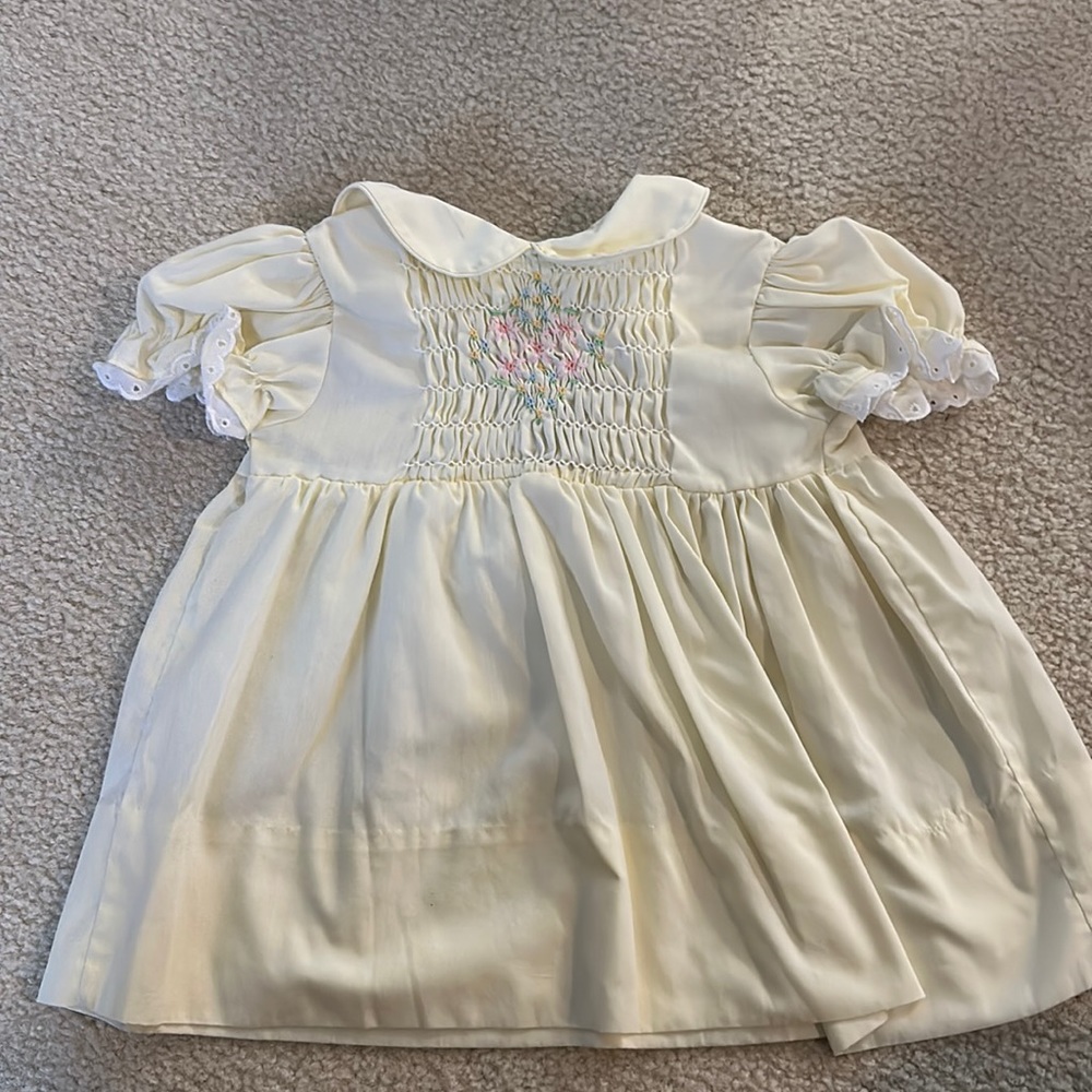 Vintage yellow hand smocked dress - 18 mo